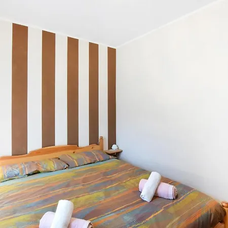 2 Bedroom Awesome In Apartment Aprica